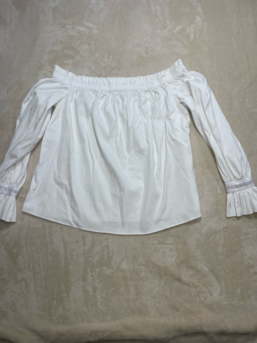 Bebe White Off Shoulder Peasant Blouse Medium Boho Cottagecore Boho